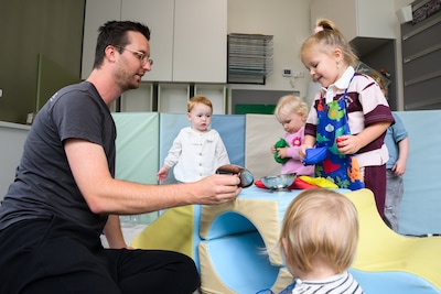 Ouders twijfelden aan een man op de groep, maar Stijn liet zich niet wegsturen: ‘Dat voelde heel goed’