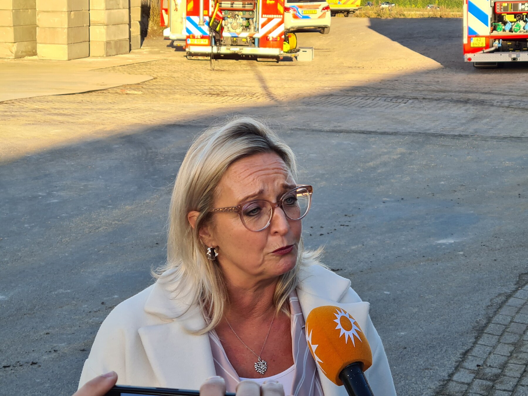 Burgemeester Ausems over zoektocht naar Hebe (10): ‘Het is verschrikkelijk wat hier gebeurt’