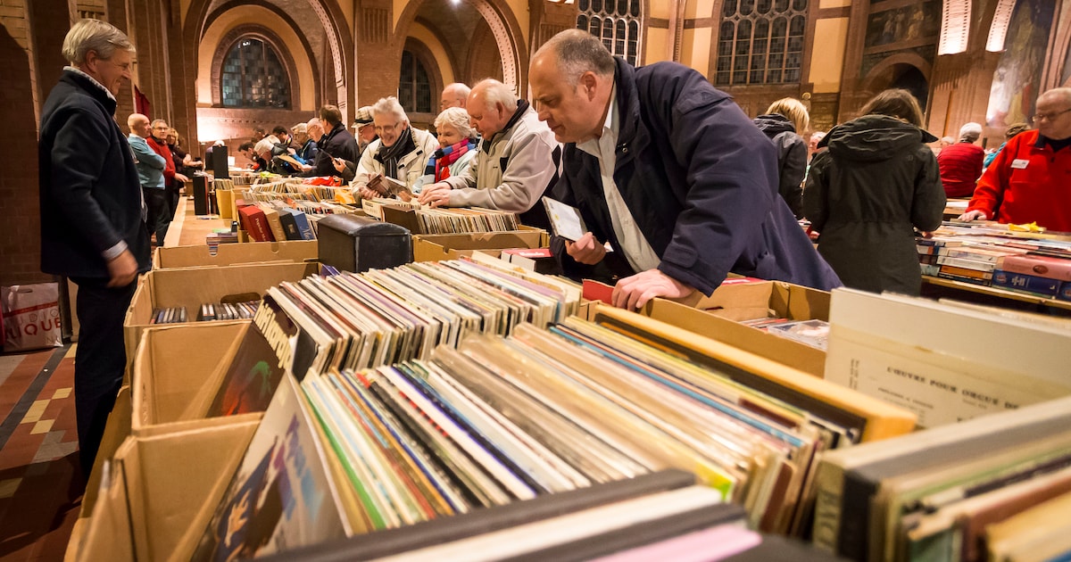 Niet meer tussen platen, boeken en kerstspullen snuffelen op markten in Roosendaalse Sint-Josephkerk
