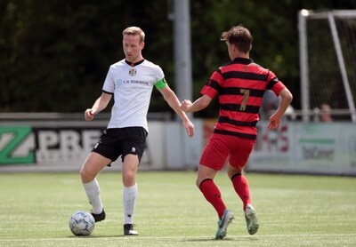 Droom bijna bereikt, maar ‘mooiweervoetballer’ is er klaar mee: ‘Ik voel het gewoon niet meer’