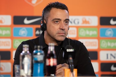 LIVE Oranje | Xavi bij eerste persconferentie als bondscoach van Oranje: ‘Derde keus na Guardiola en Slot? Toch maar mooi op podium’