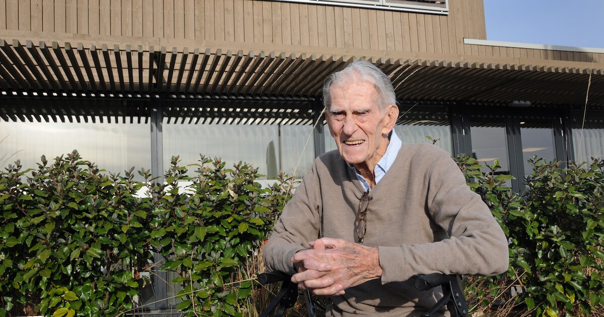 Leen uit Scharendijke is honderd jaar geworden: ‘Gewoon blijven eten, drinken en asemen’