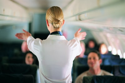 Baanbrekende uitspraak: borstkanker stewardess na 30 jaar vliegen erkend als beroepsziekte in Frankrijk