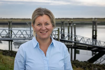 Hilde Moerland (54) is lijsttrekker van de VVD op Tholen: ‘Minder regels, meer vertrouwen en een pra