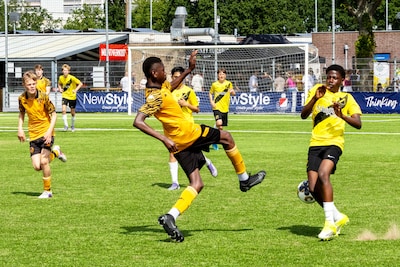 Topclubs als Manchester City in actie bij U14-toernooi in Roosendaal: ‘Misschien loopt hier de nieuwe Phil Foden rond’