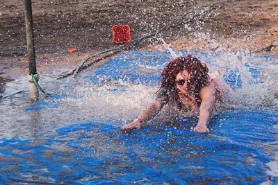 Bierbuikglijden, touwtrekken in de blubber of een dronkemansloop! Dat kan hier in Breda