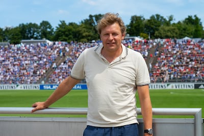 Youri Mulder over onverwacht succes van ‘zijn’ Schalke 04: ‘Iedereen is super enthousiast over de manier van spelen’