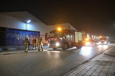 Lek in vriezer bij bedrijf in Etten-Leur, straat afgesloten