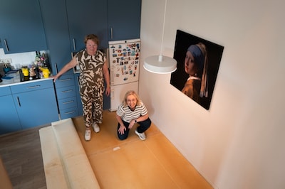 In het apparte­ment van Ingrid is het altijd minimaal 27 graden: ‘Een plant sterft, maar mijn zus woont hier’