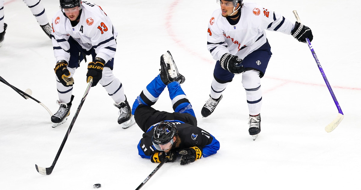 IJshockeyers Oranje kijken ogen uit in China: pizza wordt bezorgd met drone, robot doet de roomservi
