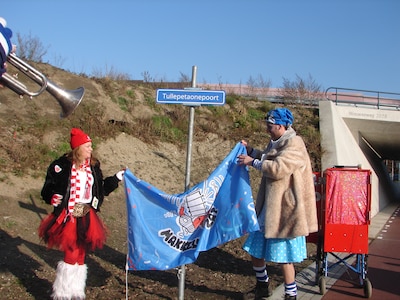 Fietstunnel F58 heet vanaf nu (vooralsnog tijdelijk) Tullepetaonepoort