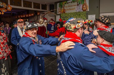 Carnaval vieren in Lepelstraat doe je met en voor je dorp: ‘Dat is altijd supergezellig’