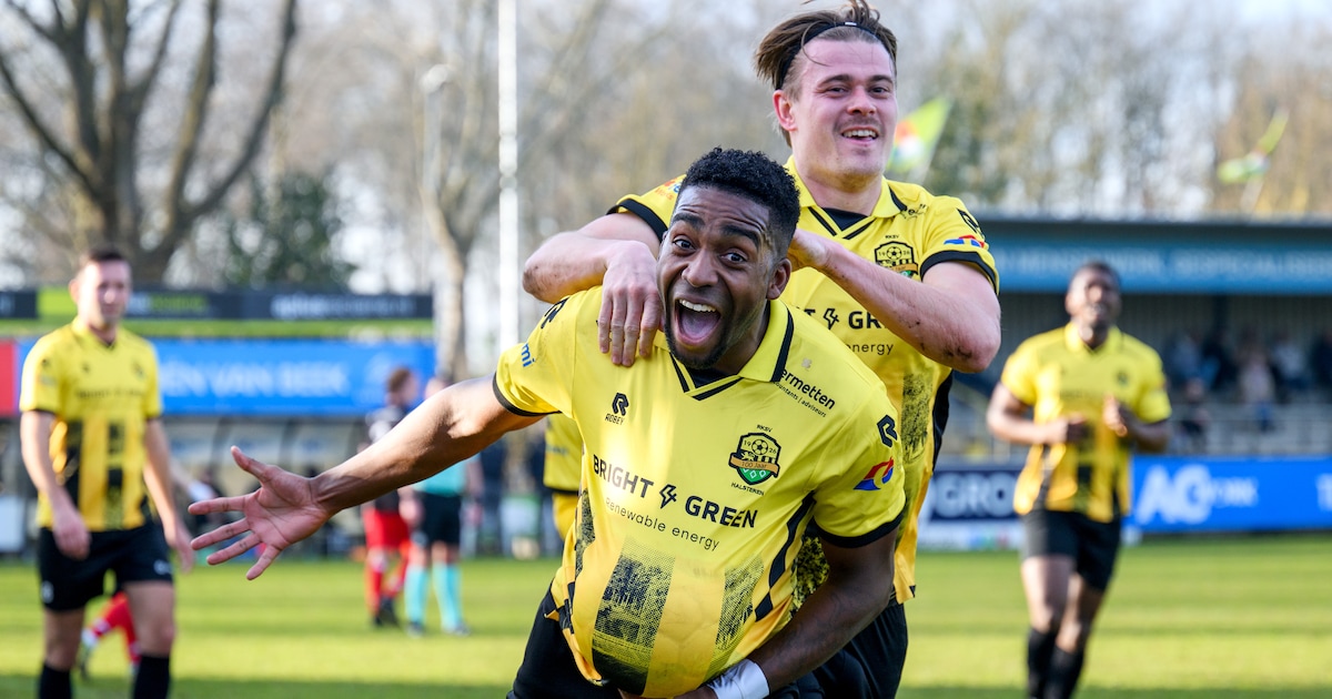 Amateurvoetbal kort | Van Galen blijft toch bij Groen Wit, Halsteren zwaait twaalf spelers uit