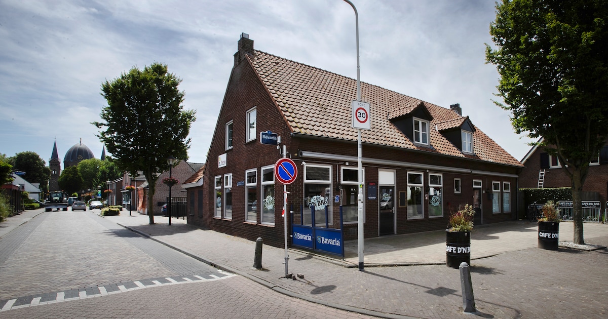 Opnamen tv-programma ‘Ons Dorp’ in café D’n Bab in Lierop