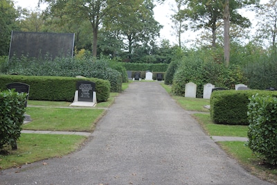 Gemeente Tholen start zoektocht naar eigenaren graven in Sint Philipsland en Anna Jacobapolder