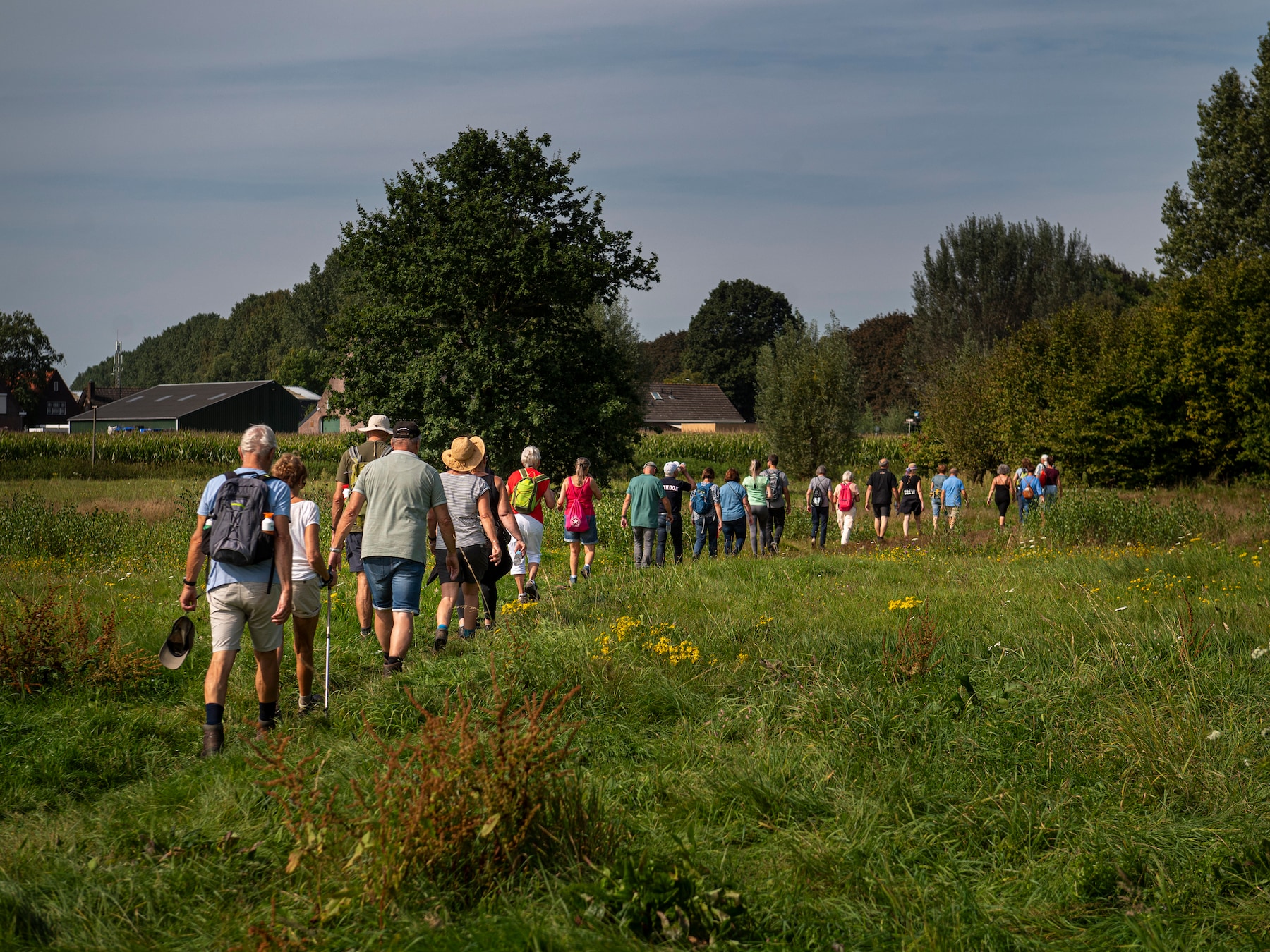 Wandel 9 kilometer door het rivierengebied tijdens Expeditie Heerewaarden