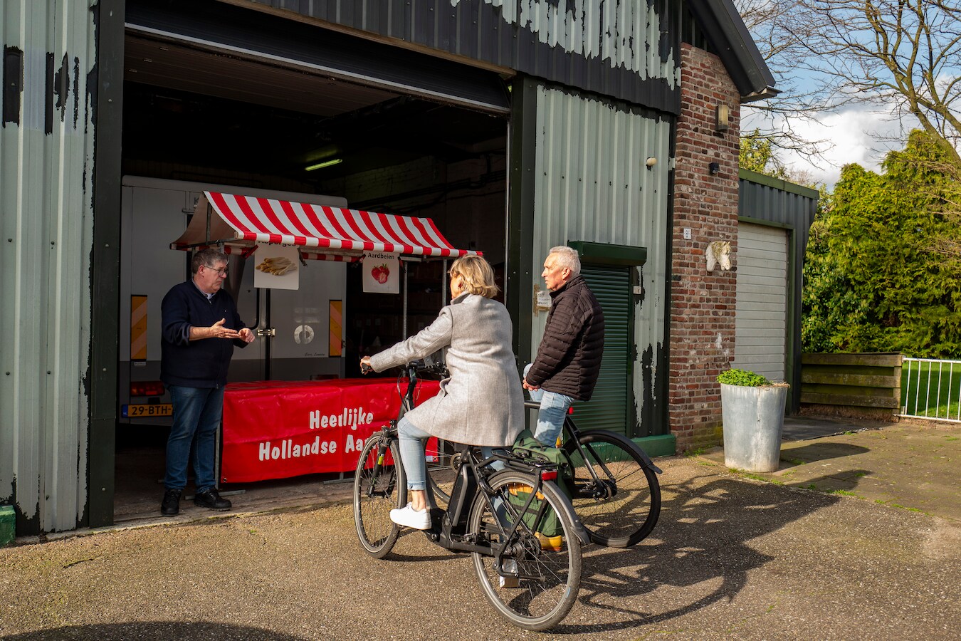 Fruitkraam in buitengebied Tilburg was gouden zet, maar moet nu weg ...