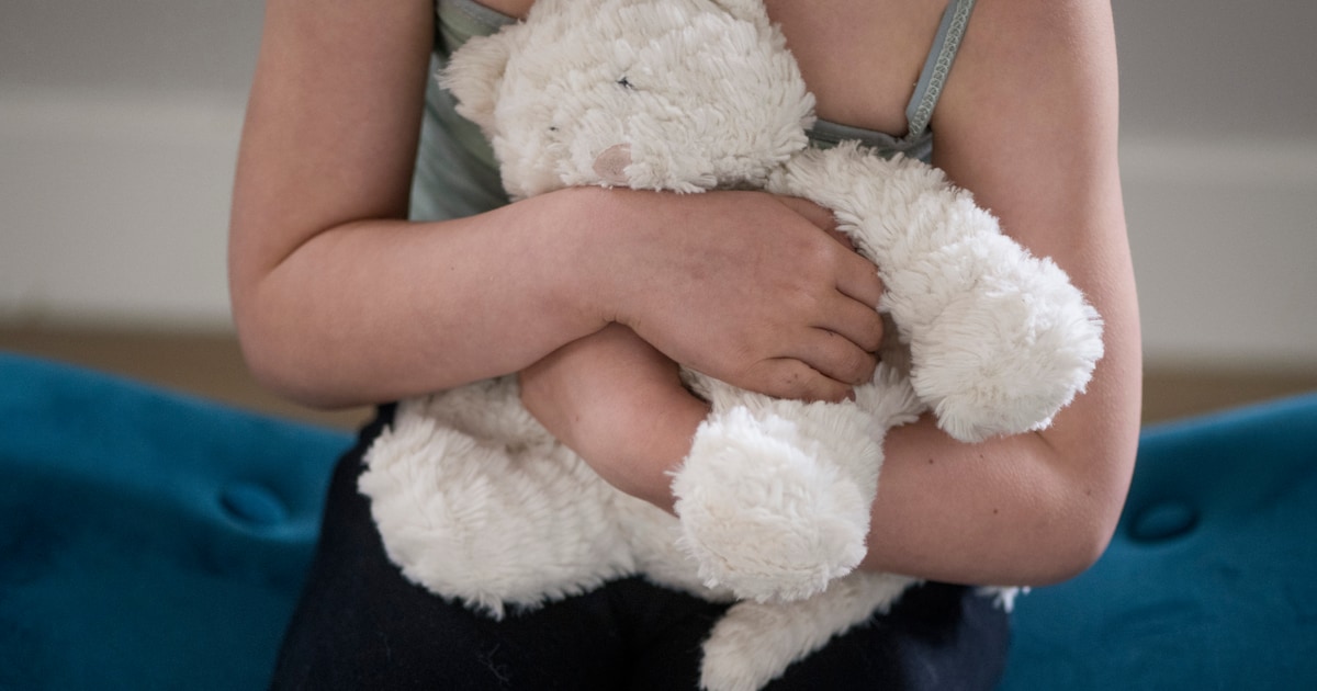 Meisje (6) vertelt tijdens het voorlezen wat papa deed tijdens het douchen