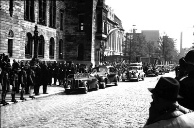 (Ruim) 80 jaar na de bevrijding: ‘Overal lopen vrolijke mensen die blij zijn dat de oorlog achter de rug is’