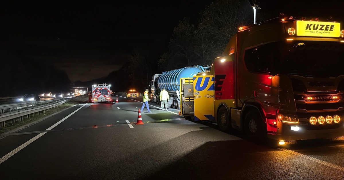A4 deels dicht tussen Bergen op Zoom en Hoogerheide door ongeval met vrachtwagen