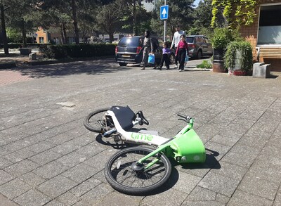 Deelfietsen massaal misbruikt, bedrijf neemt drastische maatregel: ‘We hebben Rotterdam-Zuid afgesloten’