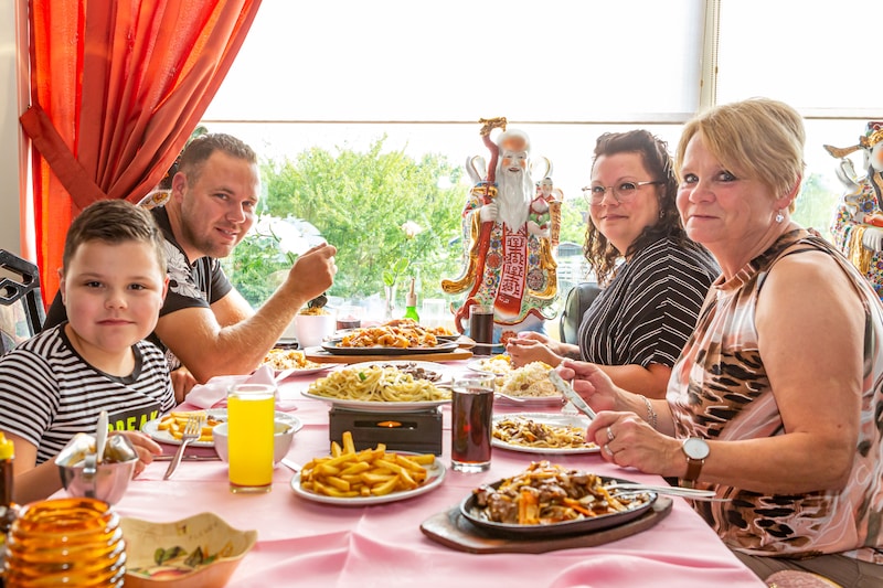 bij-dit-chinees-indische-restaurant-is-het-lekker-ouderwets-eten