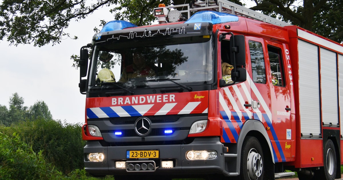 Brand in caravan in Steenbergen, bewoners naastgelegen pand veilig