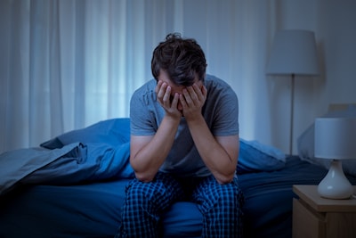 Man klaagt bij klant dat overuren niet worden vergoed door baas en wordt daarom ontslagen: 'Dat zijn bedrijfsgeheimen'