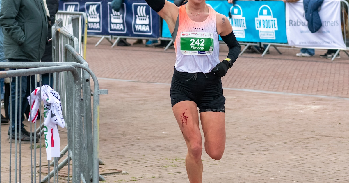 Tweede plaats in Halve van Cadzand voelt voor Simone Cornelisse als overwinning: ‘Ik had niet door d