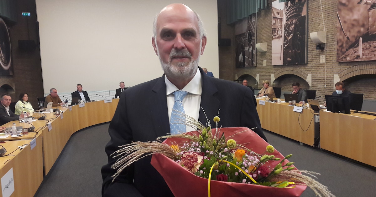 Overleden VVD-leider Marius Bakker geroemd om sociaal karakter: ‘Nooit een kwaad woord over een ande