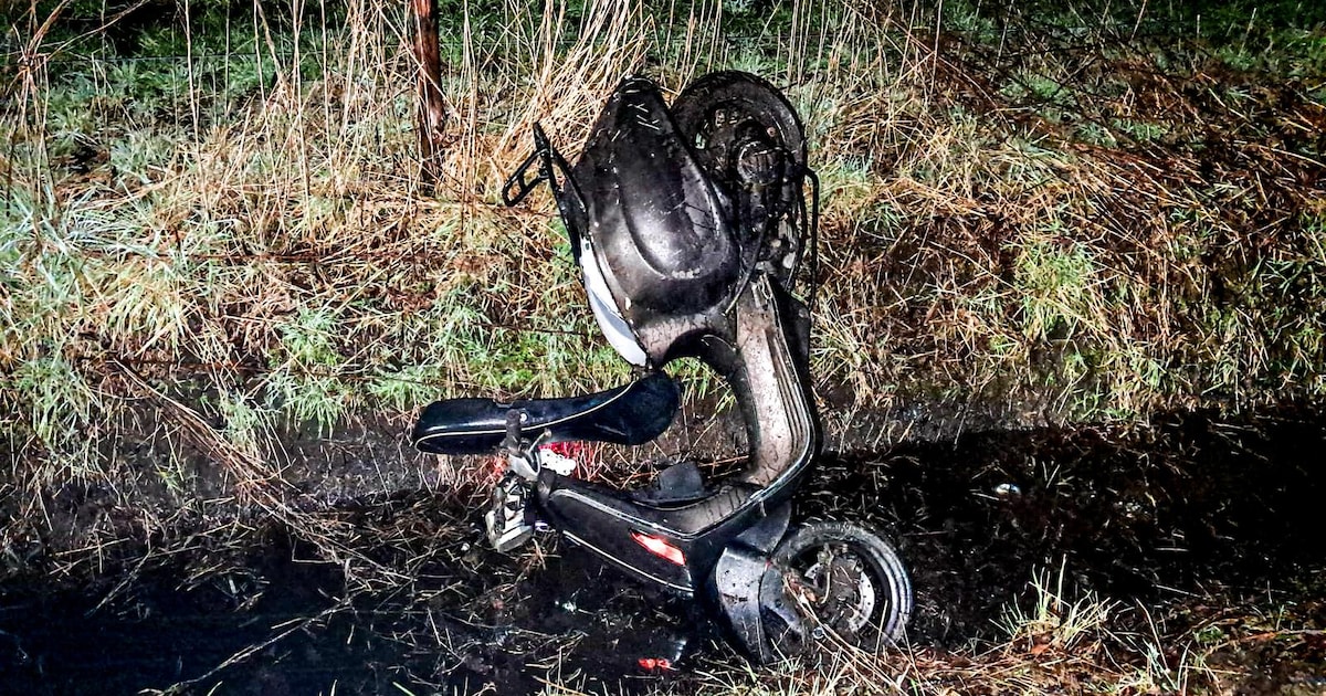 Vrouw op scooter overleden na aanrijding met auto in Beek en Donk