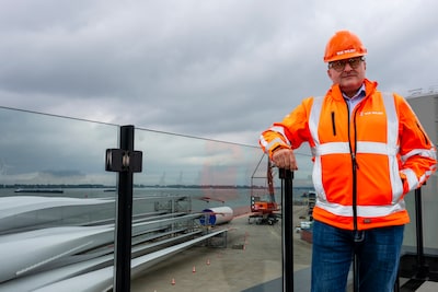 Lage waterstand Rijn dwingt logistiek in Moerdijk tot andere routes en dat heeft gevolgen