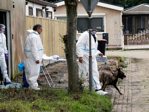 In een loods in Steenbergen zocht de politie begin oktober naar bloedsporen van Johan van der Heyden.