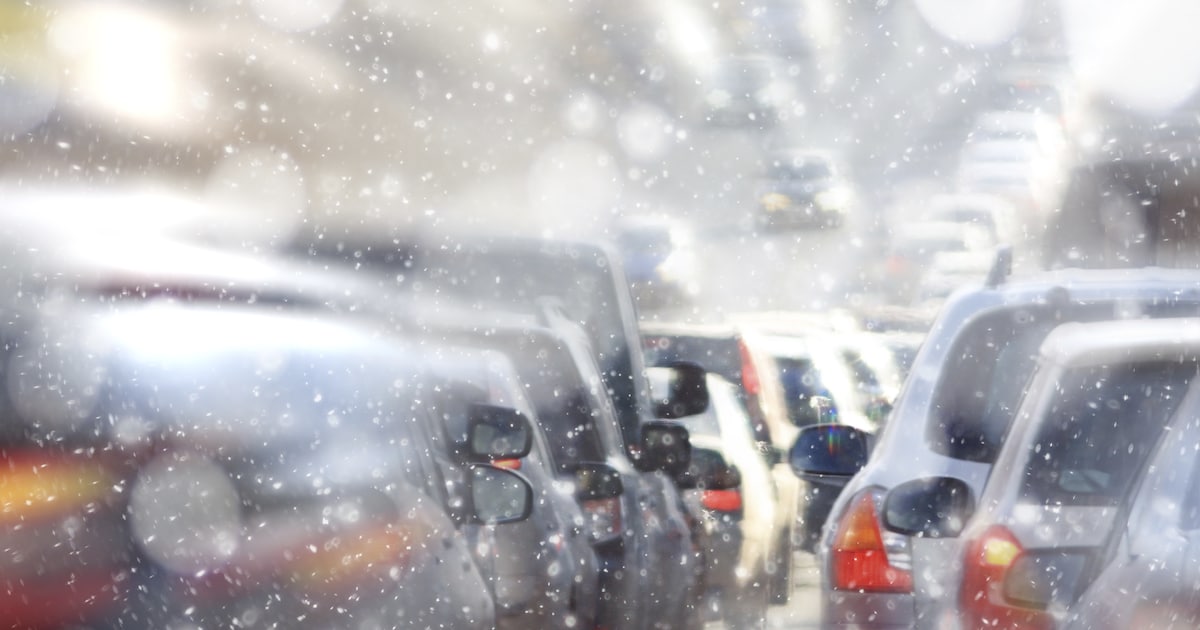 Gewonde en file van bijna een uur op A27 na ongeluk met meerdere voertuigen: snelweg dicht