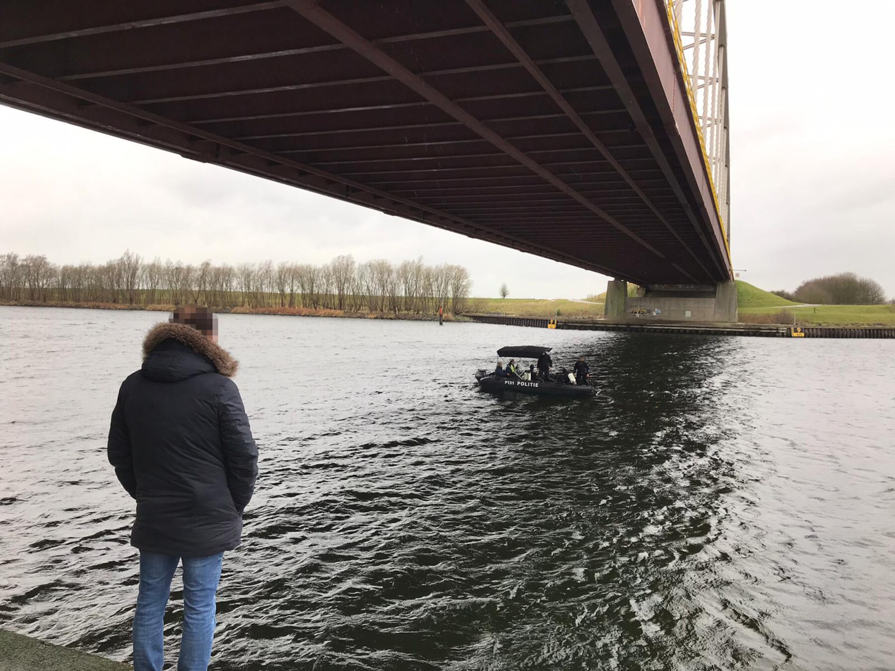 Duikers zoeken naar de vermiste Johan van der Heyden