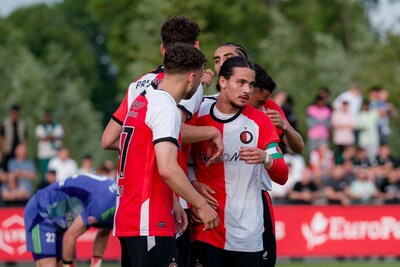 Aanvoerder Hadj-Moussa helpt beloften Feyenoord naar titel: alleen Jong Sparta nog horde richting tweede divisie
