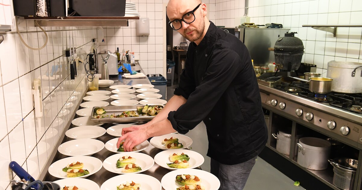 Bruin café Mie Pieters verandert twee keer per maand in een veganrestaurant: ‘Mensen verwachten het 