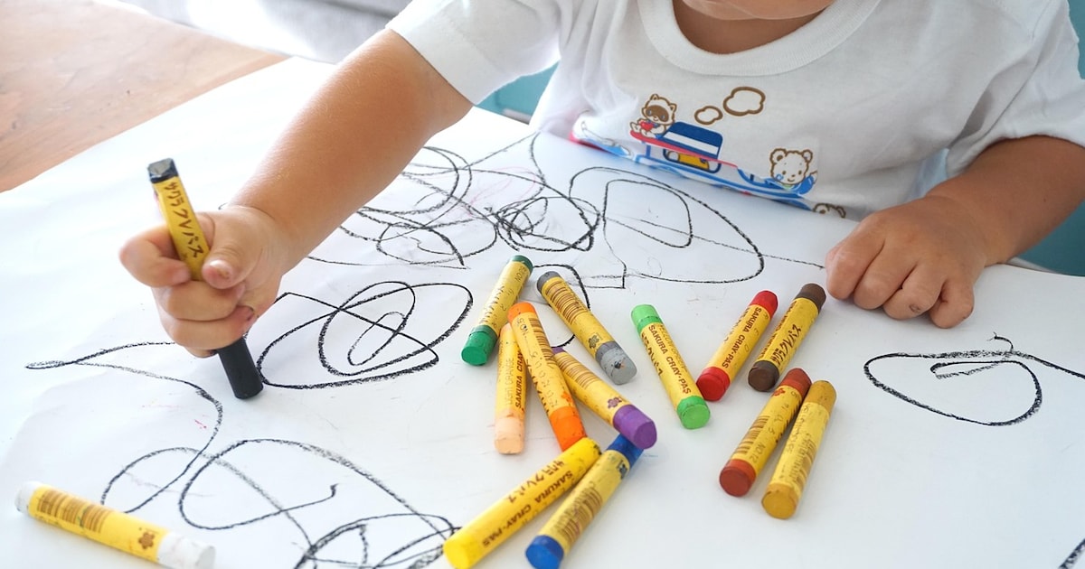 Moederdagcadeau knutselen bij Peuterparade in bibliotheek Numansdorp