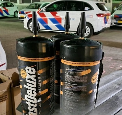 Bestuurder (27) slingert over de weg in Breda: als politie hem controleert, wordt hij opnieuw betrapt met lachgas
