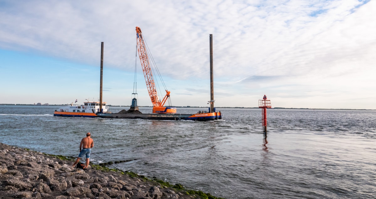 Vijf jaar geleden werden staalslakken nog gebruikt bij de versterking van de vooroever bij de boulevard van Vlissingen.