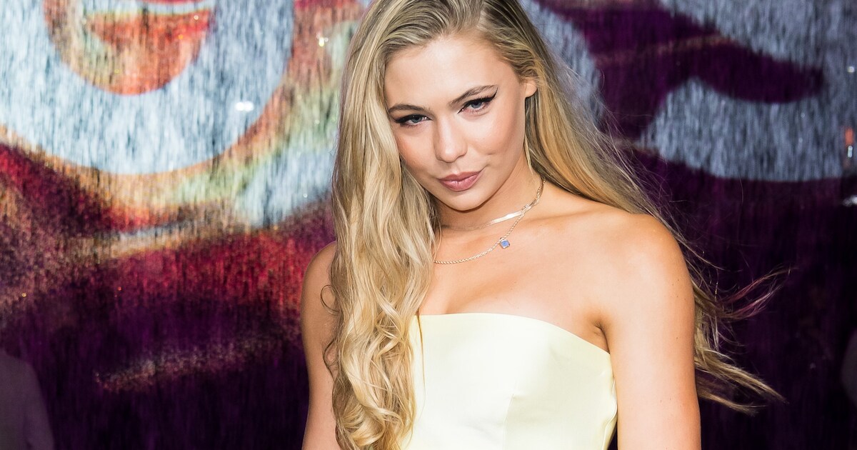 Jutta showt niet eerder onthulde bikinifoto’s en Freek houdt gender ...
