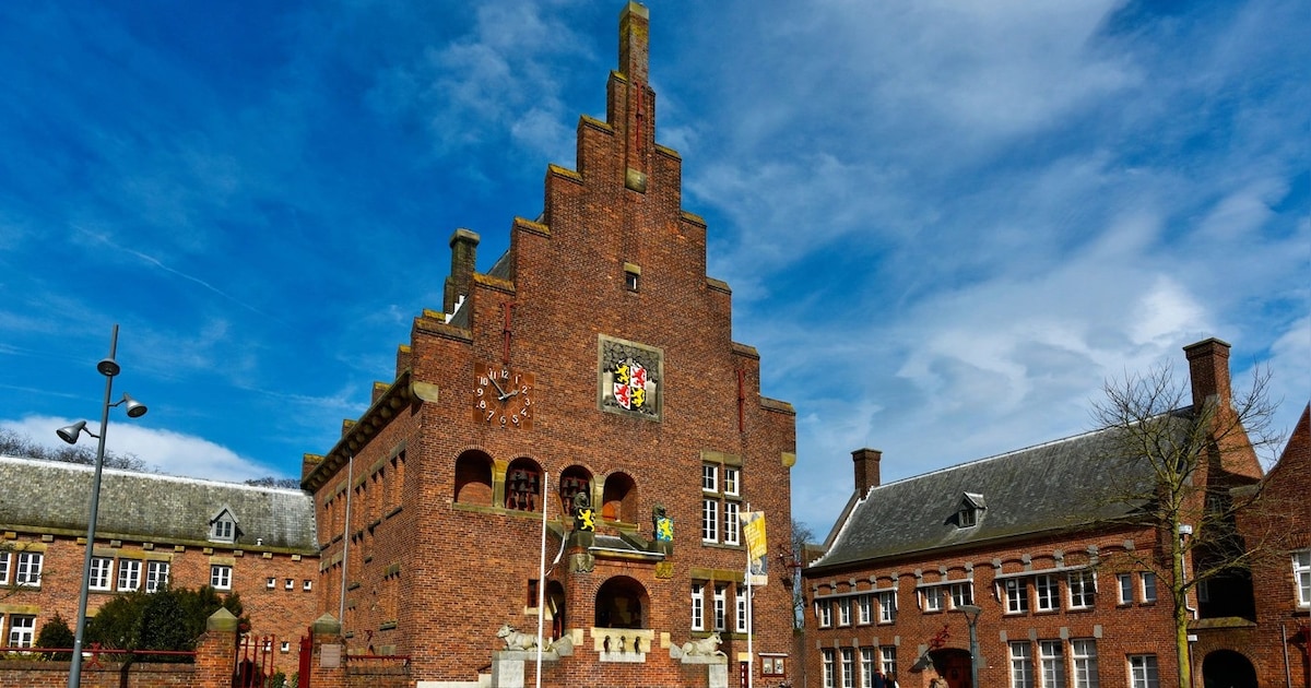 Herstelwerkzaamheden monumentale panden Raadhuisplein Waalwijk