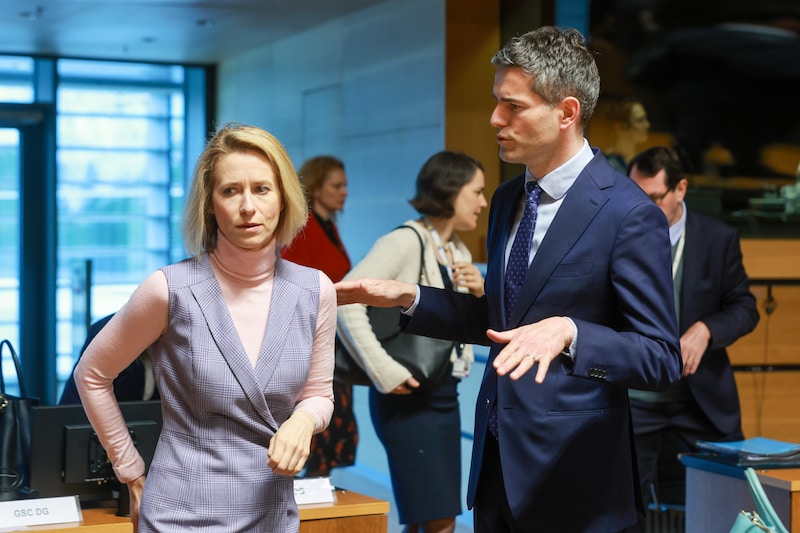 EU-buitenlandvertegenwoordiger Kaja Kallas (links) met Tom Berendsen, de Nederlandse minister van Buitenlandse Zaken.