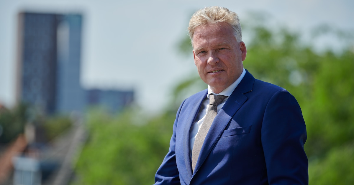 Roosendaalse burgemeester Mark Buijs ernstig gewond bij verkeersongeluk