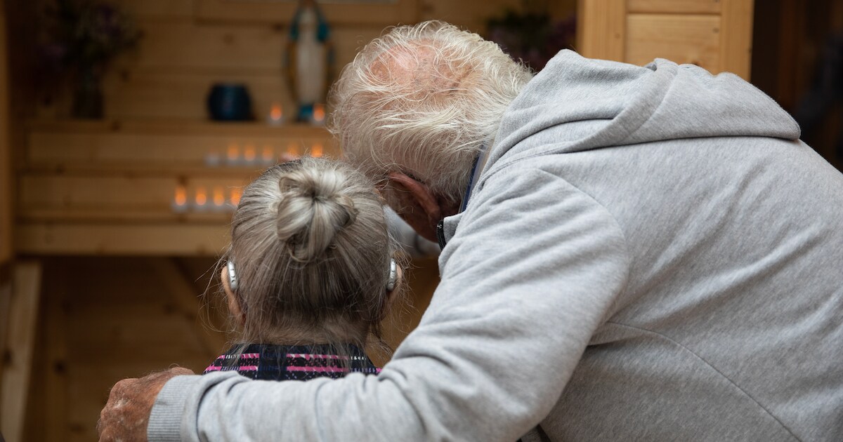De rijdende kapel van Ovezande is een hit; van Klomppop tot aan het verpleeghuis