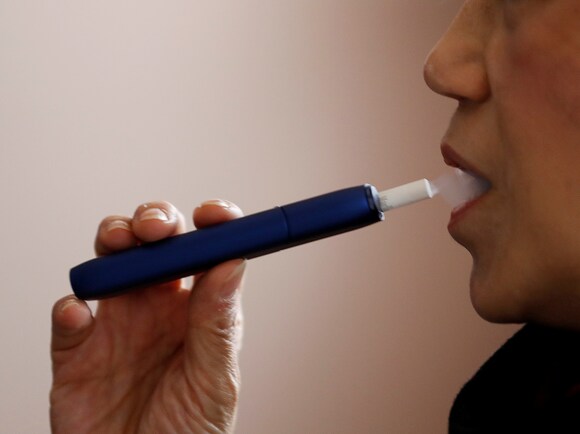 Philip Morris onder vuur door omslag van roken naar dampen: ‘Wij kunnen ...