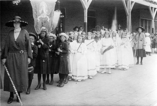 Sint Jozefschool Rijen viert jubileum: ‘We bruisen zelfs na 100 jaar ...