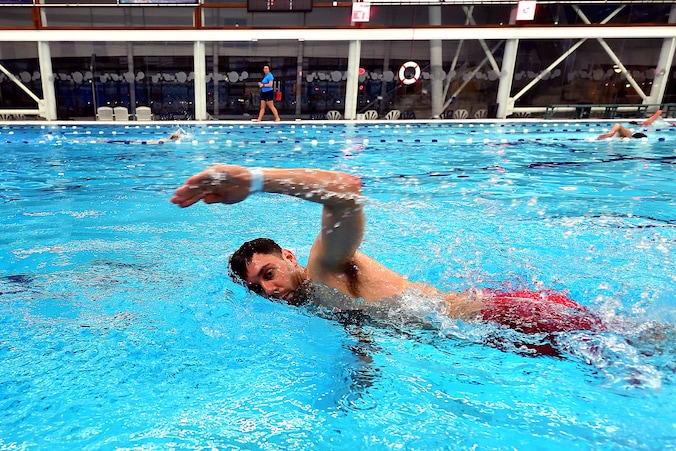 Recreatiebad De Schelp dicht vanwege hoge chloorwaarde, sportbad wel ...