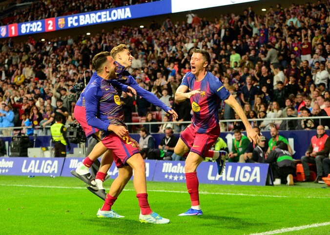 FC Barcelona neemt voorschot op landstitel na late treffer in verhit ...