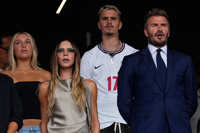 Beckhams zien Engeland winnen in Miami, maar oudste zoon Brooklyn ...